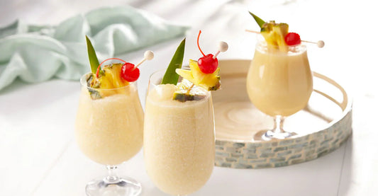 Piña Colada: класичний рецепт тропічного коктейлю для приготування вдома